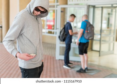 buying drugs off darknet